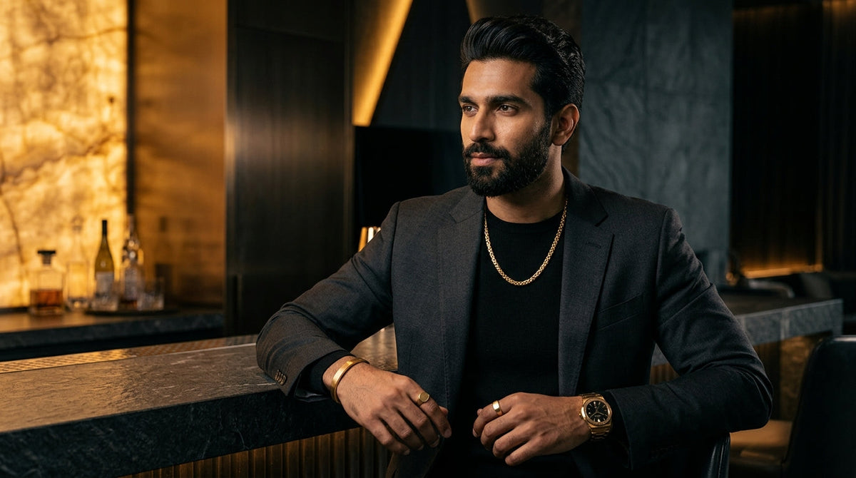 Men's jewellery in gold and silver