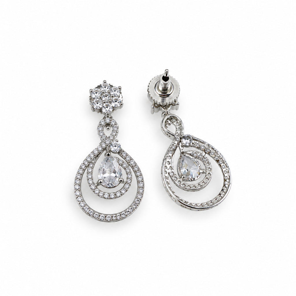 Women's Elegant Silver-Toned White Necklace Set