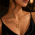 old Link Gold-Tone Oval Pendant Chain Necklace for Women – Modern Statement Fashion Jewellery